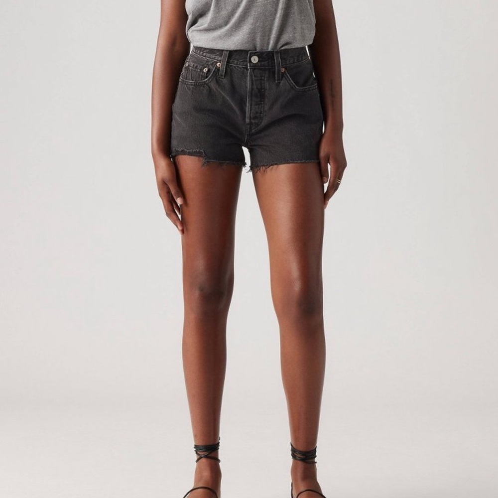 Levi's 501 Original Fit High Rise Women's Shorts- Lunar Black, Size 27